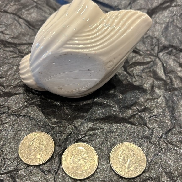 Beautiful Lenox Swan candy dish - Picture 5 of 6